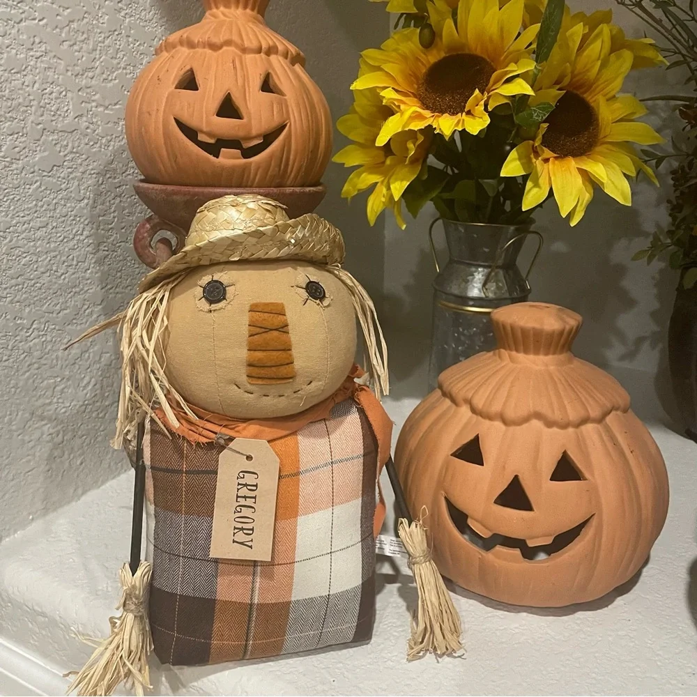 The Hearthside Collection Sand Bottom Plaid Scarecrow “Gregory” Decor - Picture 2 of 7